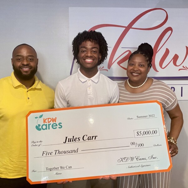 Jules Carr - 2022 Scholarship Winner